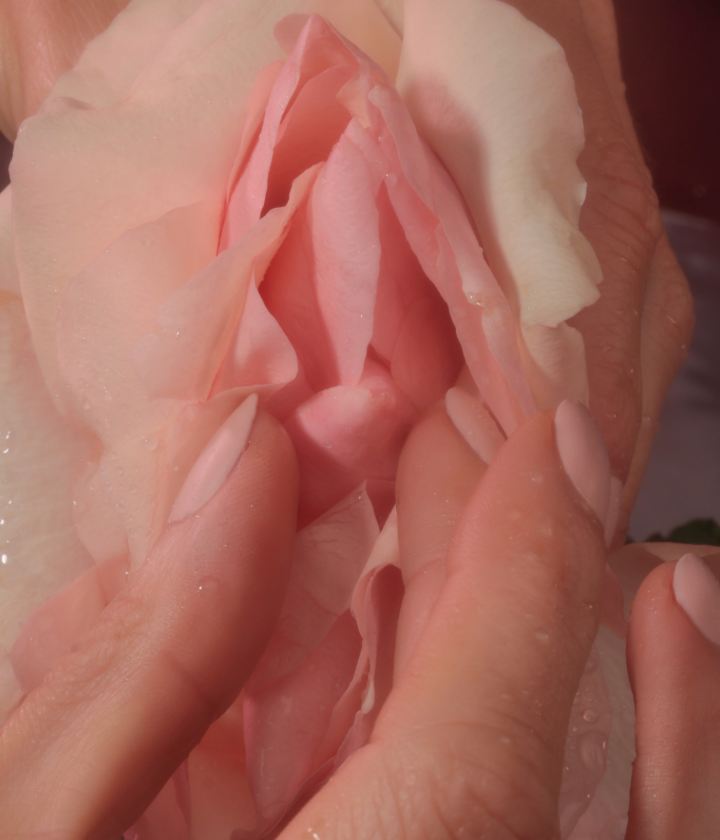 Vulva flower with fingers